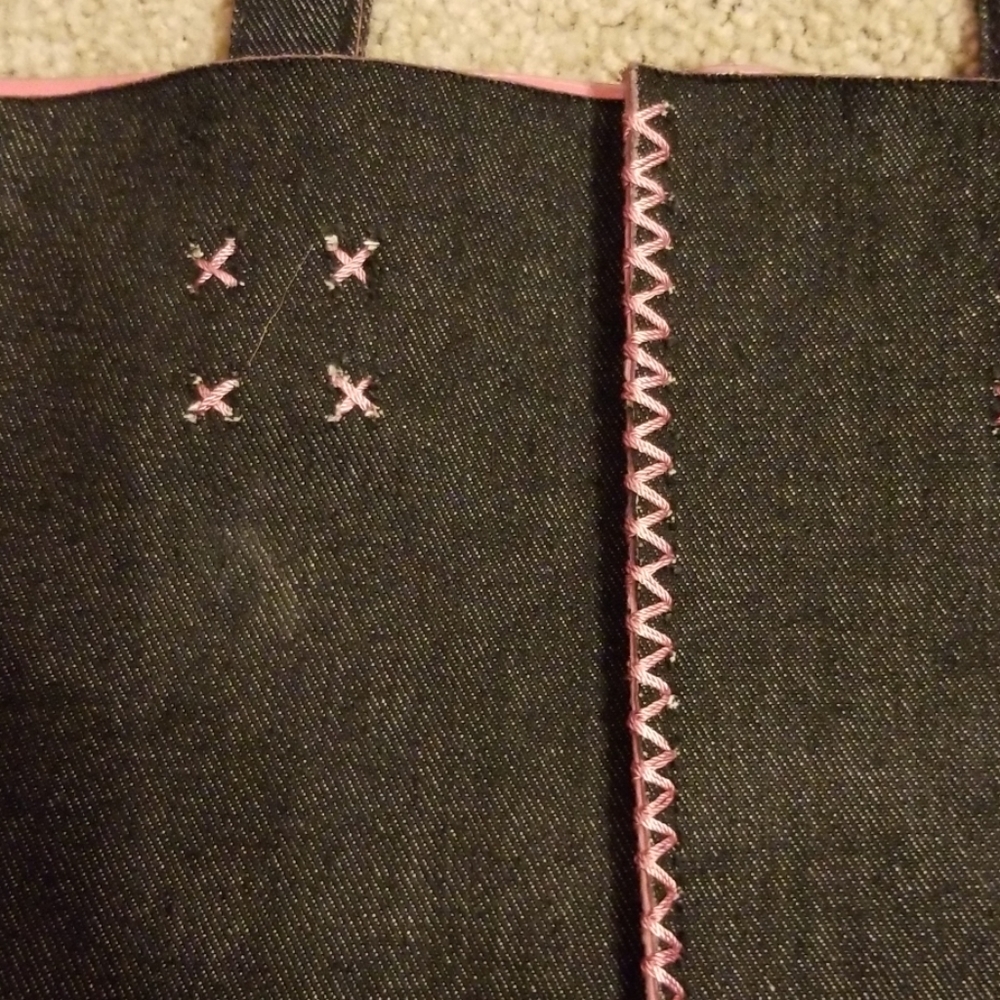 Victoria Secret tote - Picture 2 of 3